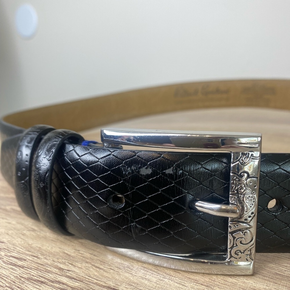 Robert Graham Men's Black Textured Leather Belt Size 34 - Picture 2 of 8